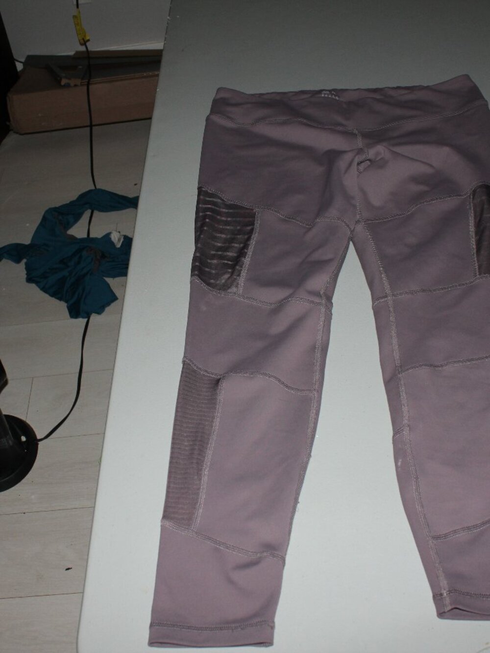 Reebok Athletic Pants Size XL